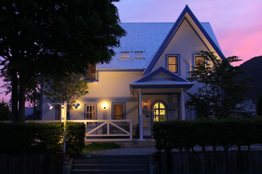 Hotel Weekend Shuffle à Fujikawaguchiko Extérieur photo