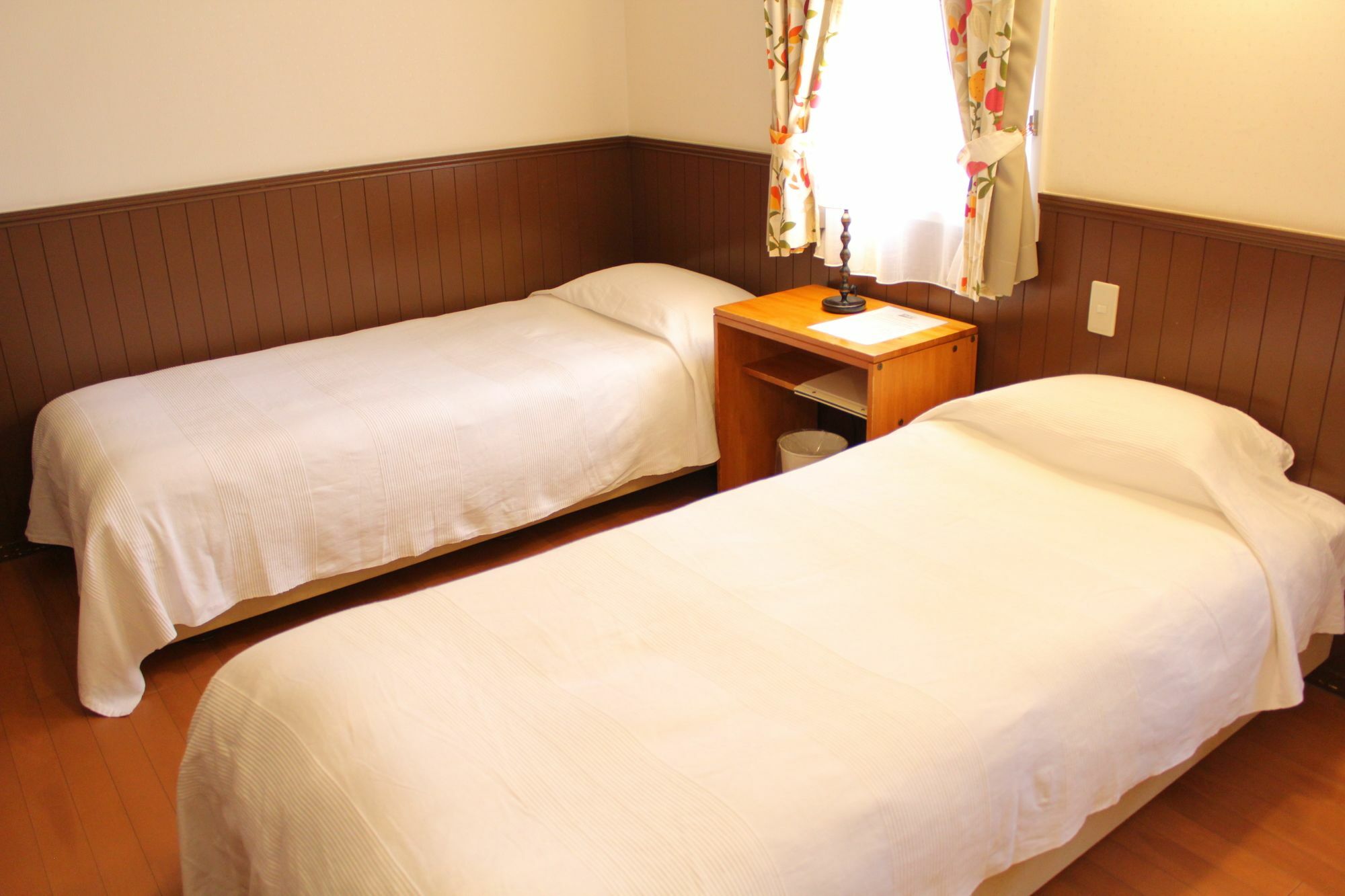 Hotel Weekend Shuffle à Fujikawaguchiko Extérieur photo