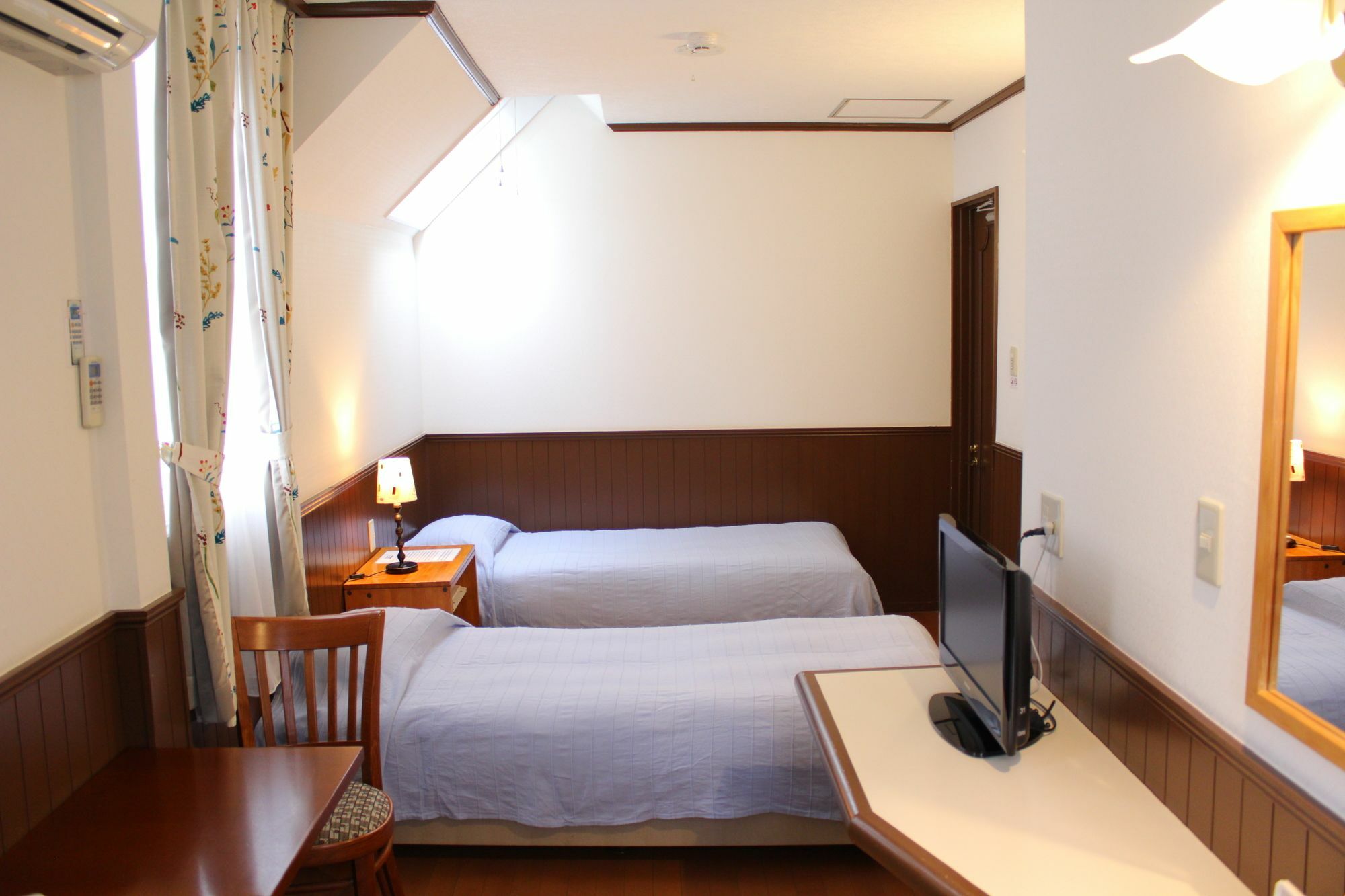 Hotel Weekend Shuffle à Fujikawaguchiko Extérieur photo